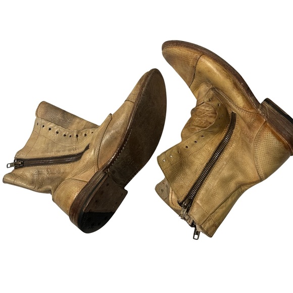 Bed STU Distressed cobbler boots handcrafted women’s size 7 leather boots laced - Picture 11 of 11